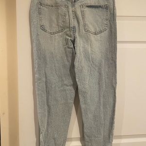 Barely worn ripped mom jeans